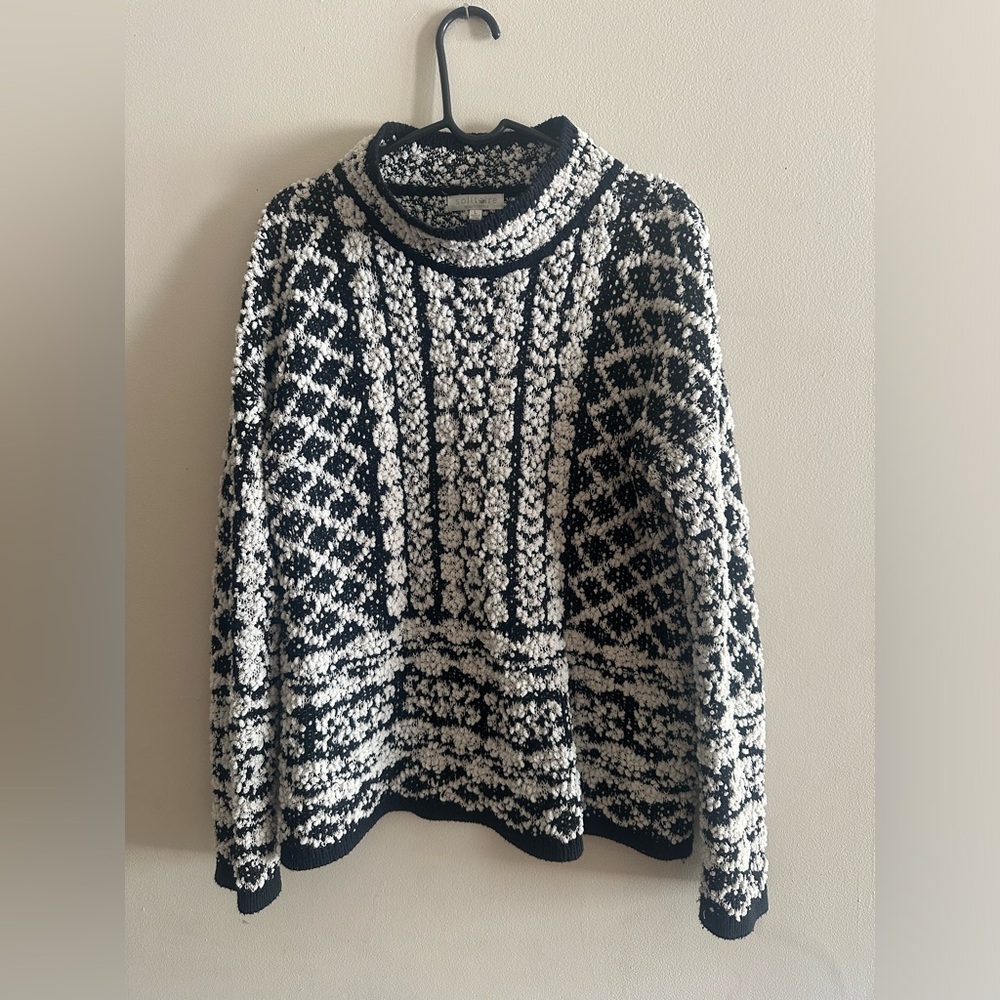 Solitaire Black and White Textured Cowl Neck Sweater Size L